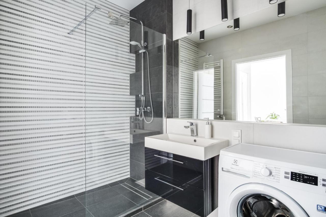 Apartament Chwaliszewo Z Balkonem - Free Parking Poznań Kültér fotó