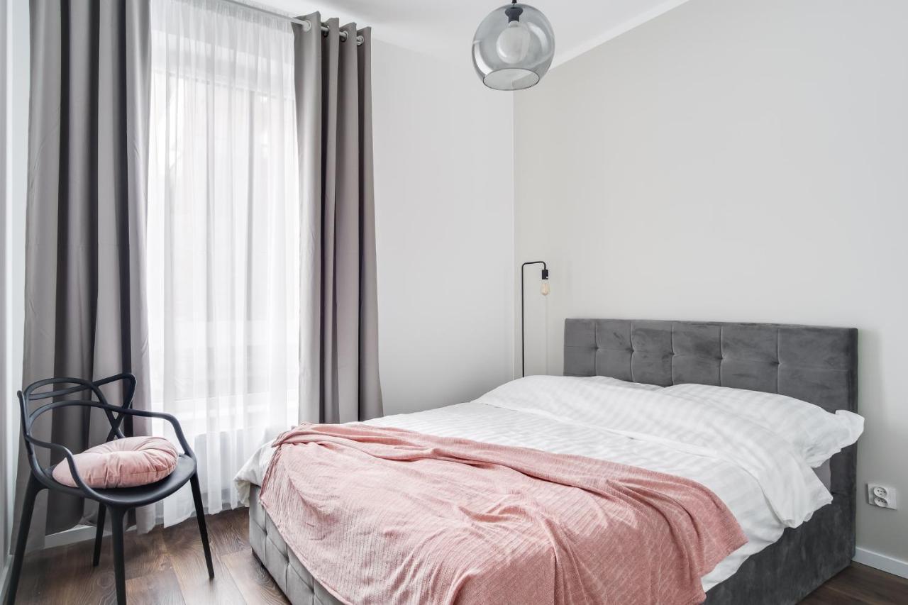 Apartament Chwaliszewo Z Balkonem - Free Parking Poznań Kültér fotó